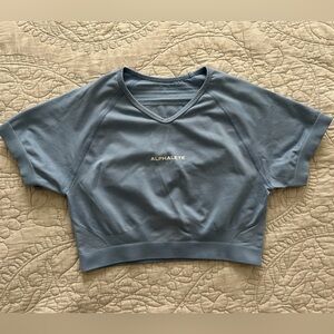Alphalete Women's Short Sleeve crop Top Light Blue